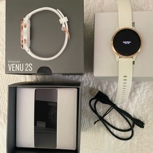 Garmin Venu 2S ladies watch paid $390 asking $375 like new!